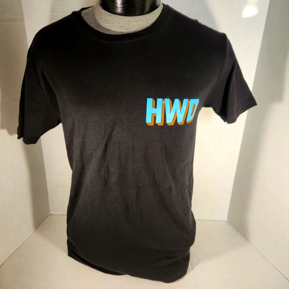 NWOT Men's Halfway Dead T-shirt - Picture 1 of 4